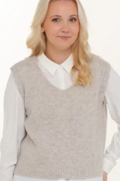 Amara strikkevest
