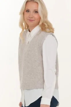 Amara strikkevest