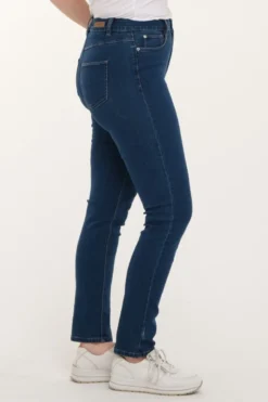 Siri basic jeans