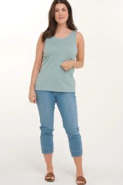 Sylvia singlet